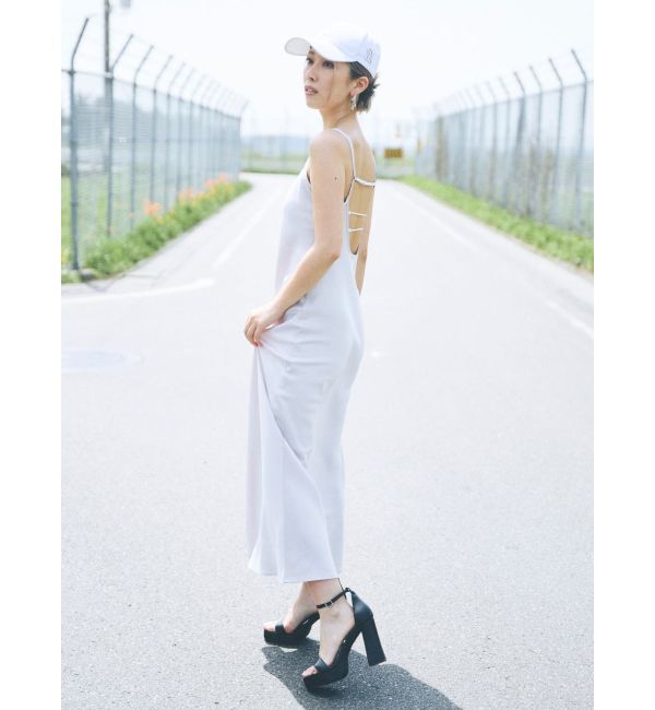 GYDA「バックオープンサテンキャミロングワンピース」|ワンピース|