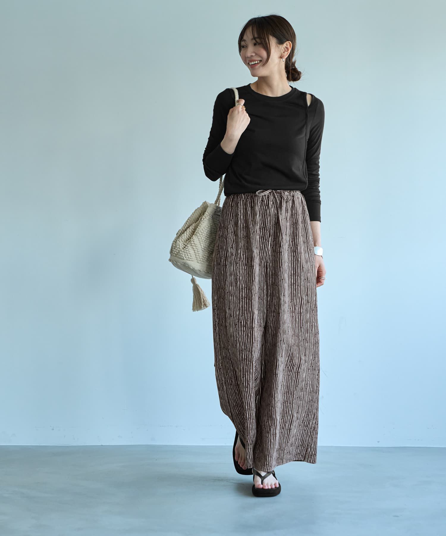 STYLE DELI「薄手で柔らかい片側肩あきカットソートップス」|Tシャツ・カットソー|