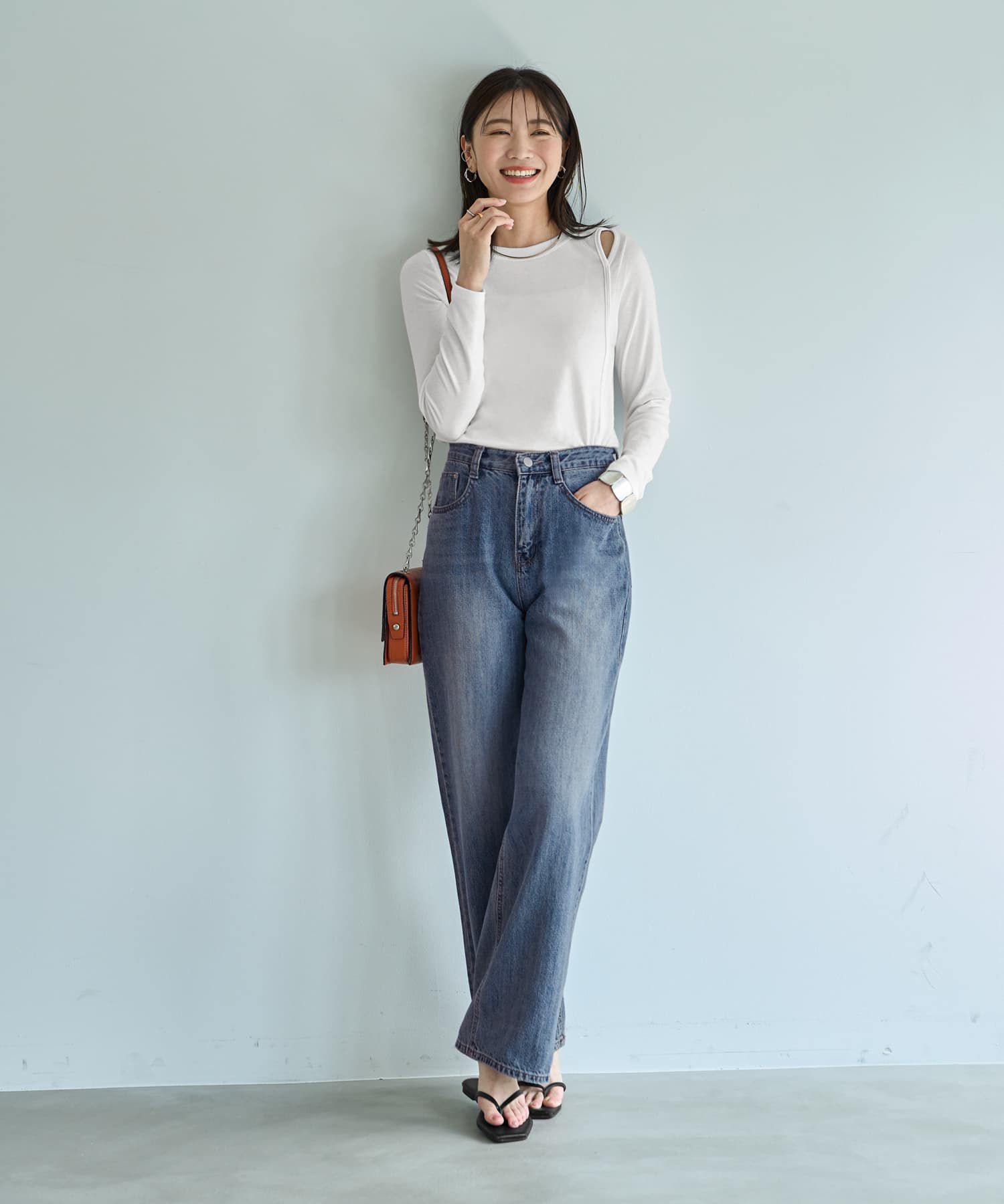 STYLE DELI「薄手で柔らかい片側肩あきカットソートップス」|Tシャツ・カットソー|