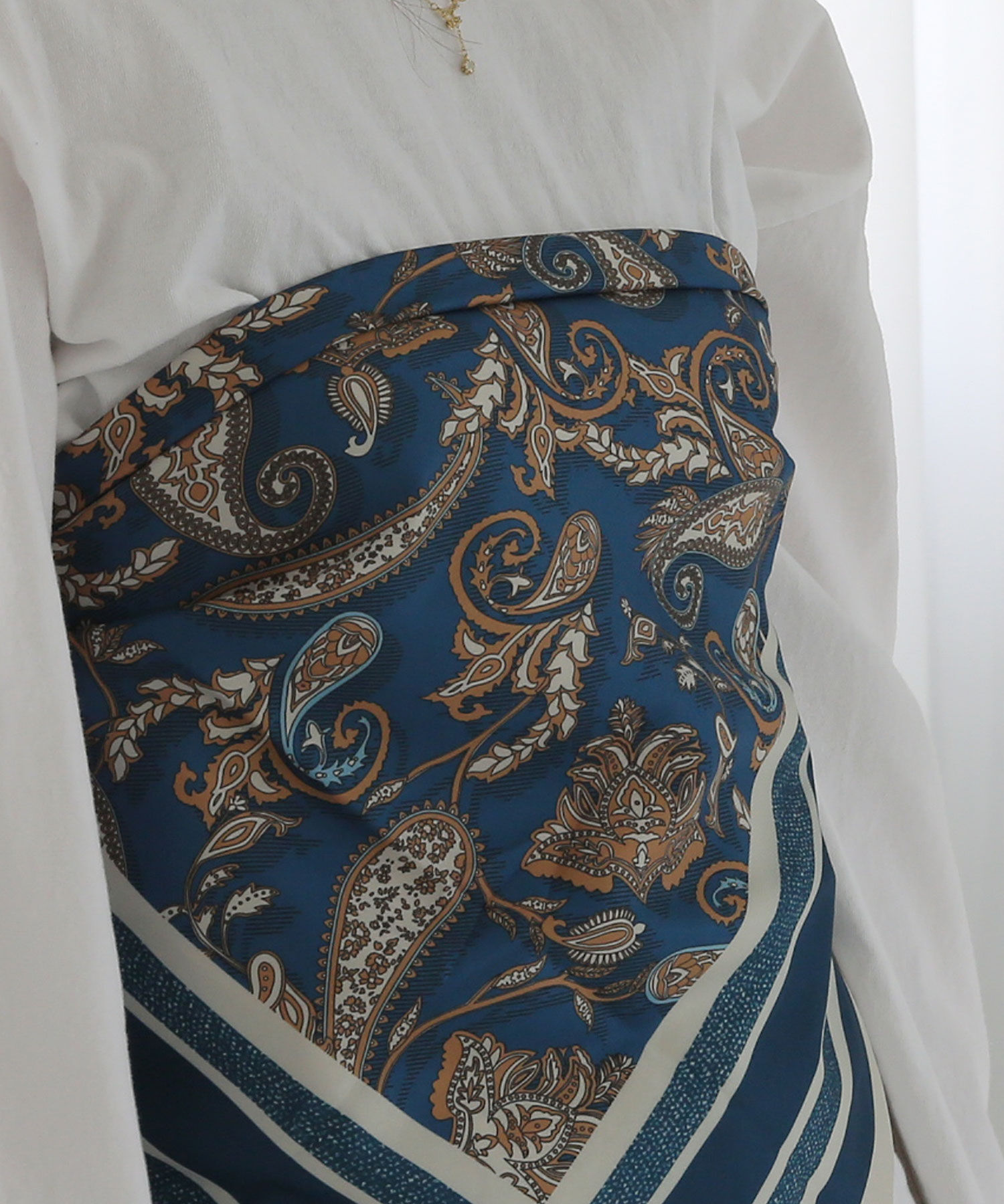  「［90cm&times;90cm］大判ツイルプリントスカーフ」|バンダナ・スカーフ|