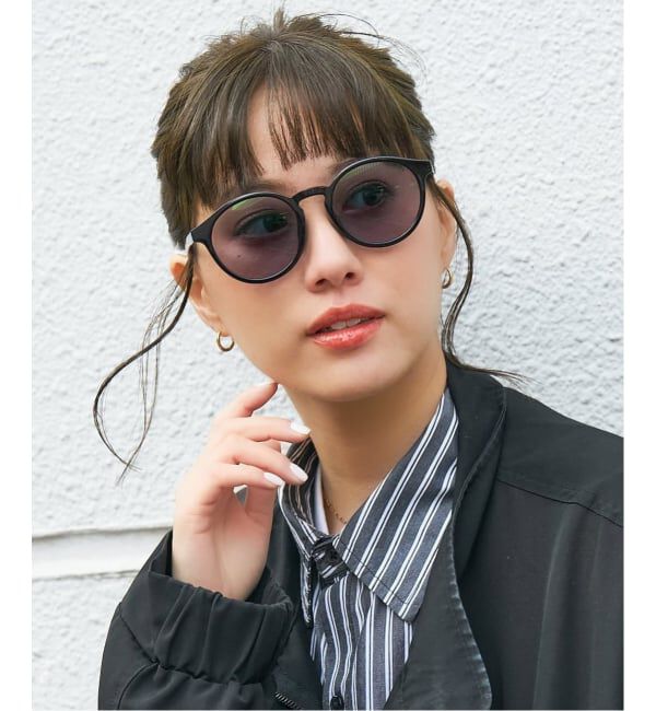  「【WEB限定】ボストン型 調光サングラス | カラーレンズ 軽量 紫外線対策 UVカット レンズの色が変わる」|サングラス|ブラック