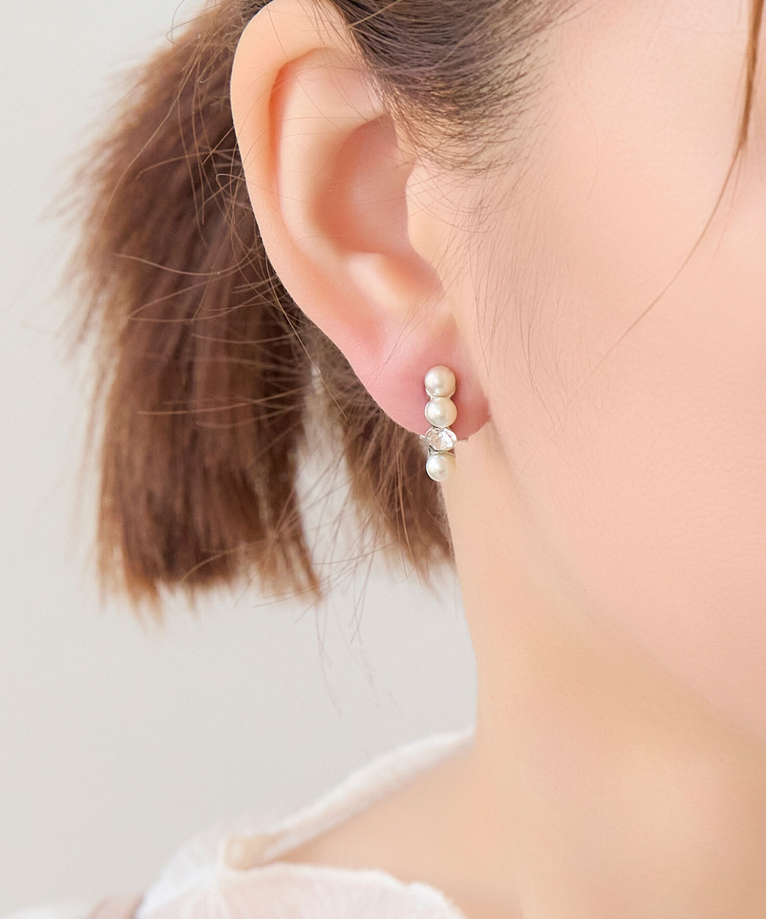 Phoebe「【シリーズ累計販売15000点突破】痛くないシリーズノーブルパールシャインエアリーイヤリング」|イヤリング|