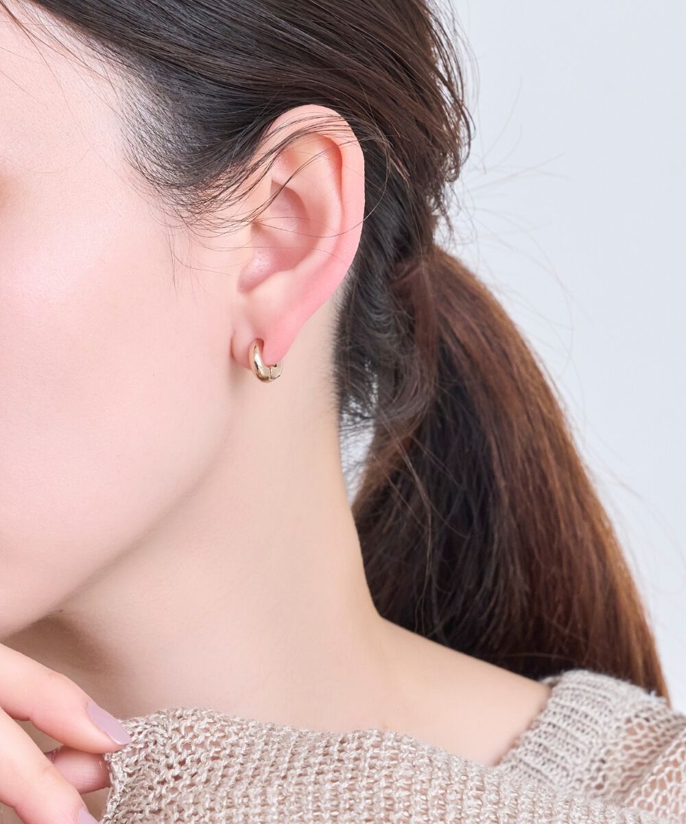 Phoebe「【金属アレルギー対応】シンプルフープスナップイヤリング　シャンパンゴールド」|イヤリング|