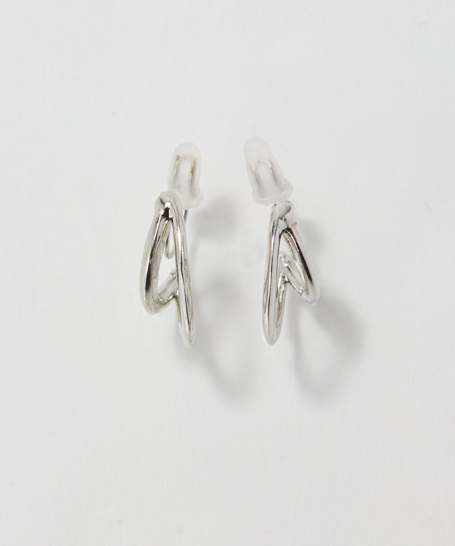 Phoebe「【痛くないシリーズ/アレルギー対応】ベーシックダブルフープライトフィットイヤリング　シルバー」|イヤリング|