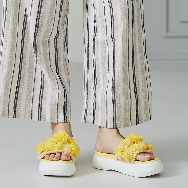 ORiental TRaffic「【アウトレット価格】厚底ホワイトソールフラワーサンダル/31258」|サンダル|