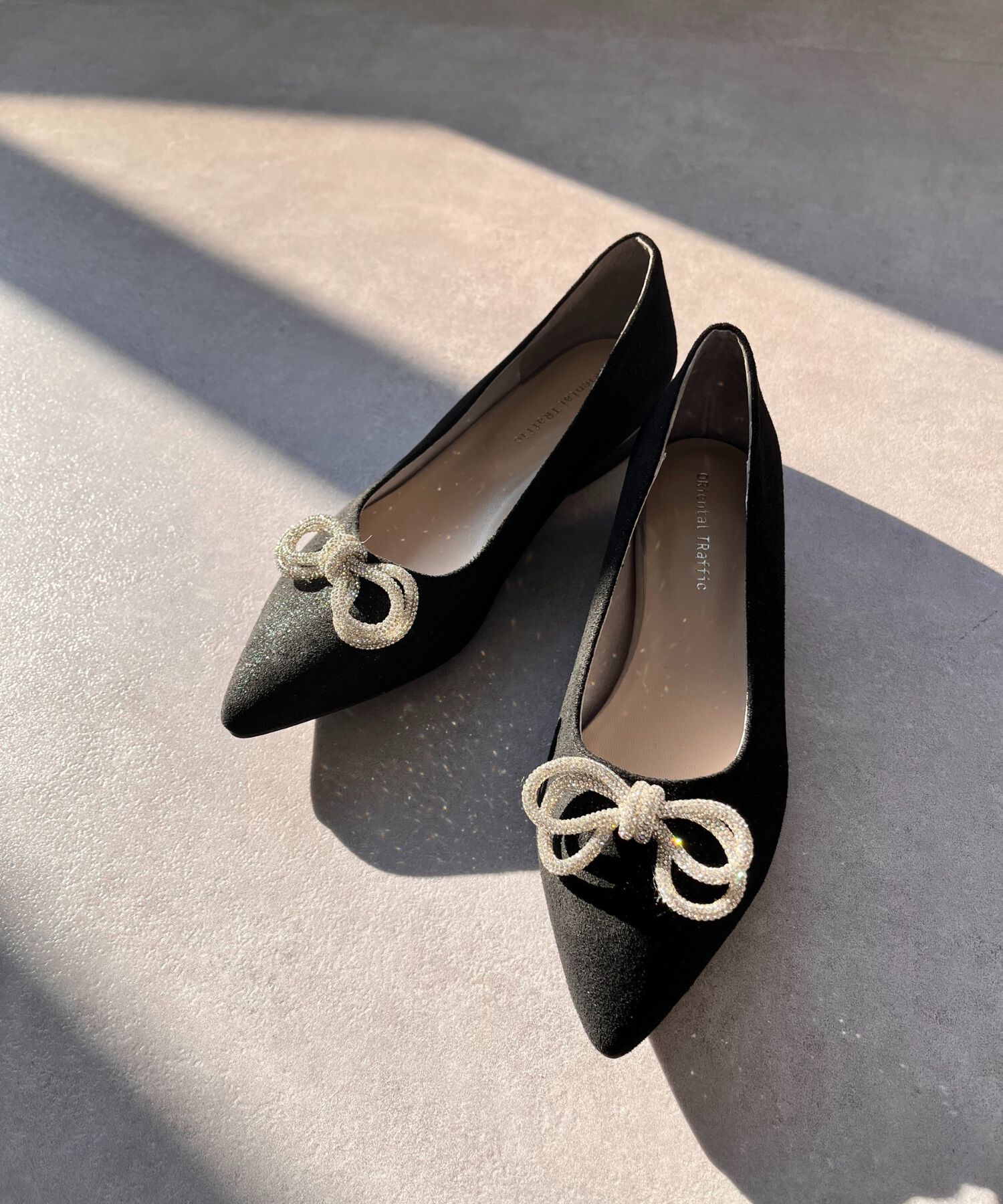 ORiental TRaffic「【トレンド】ビジューリボンフラットパンプス/41310 人気 トレンド パンプス 売れてる 上品」|パンプス|