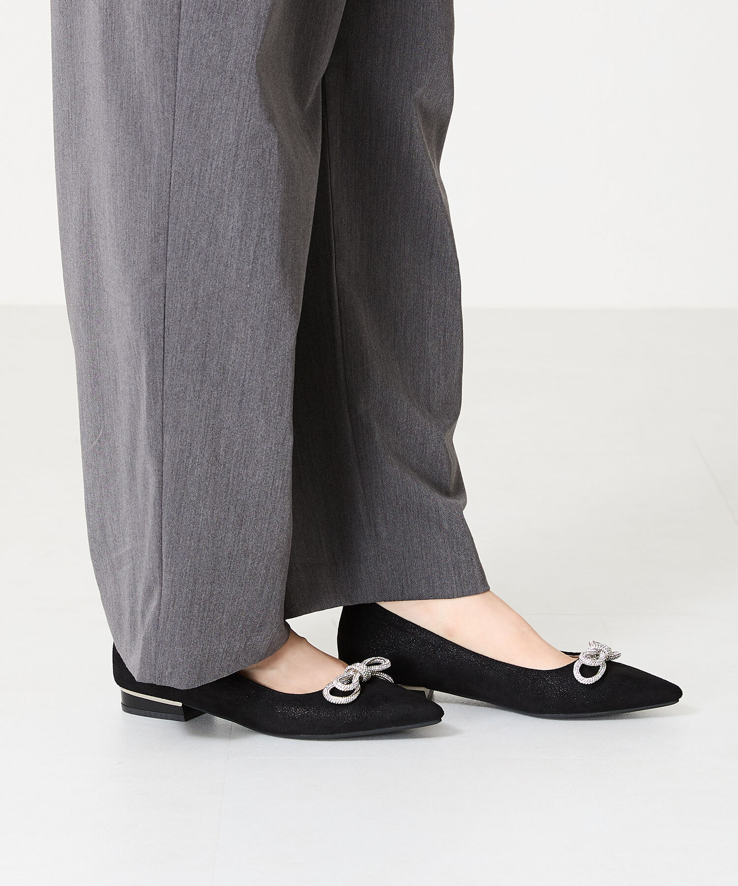 ORiental TRaffic「【トレンド】ビジューリボンフラットパンプス/41310 人気 トレンド パンプス 売れてる 上品」|パンプス|