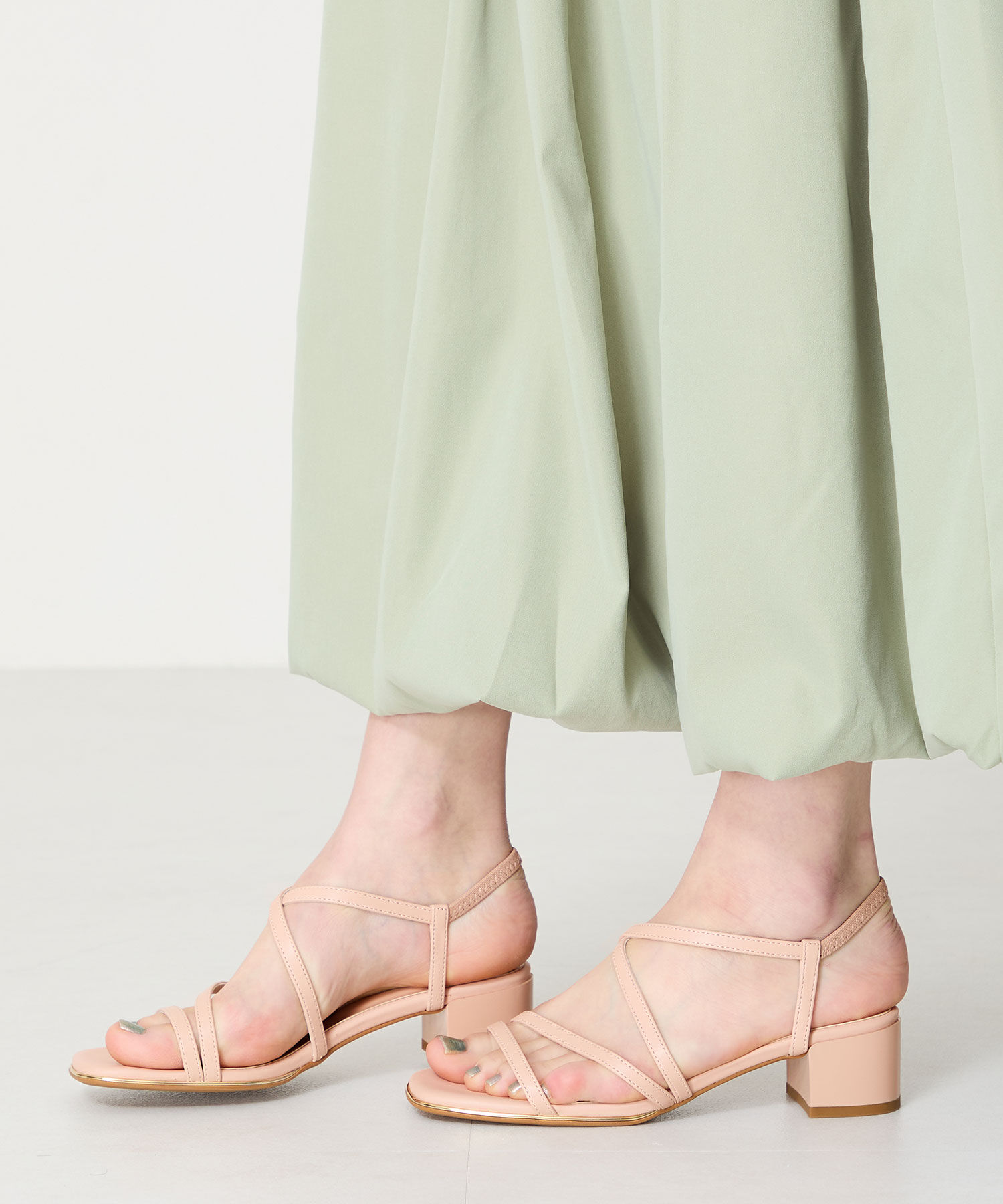 ORiental TRaffic「【WEB限定】ナローストラップメタリックラインサンダル/55202 サンダル トレンド 人気」|サンダル|