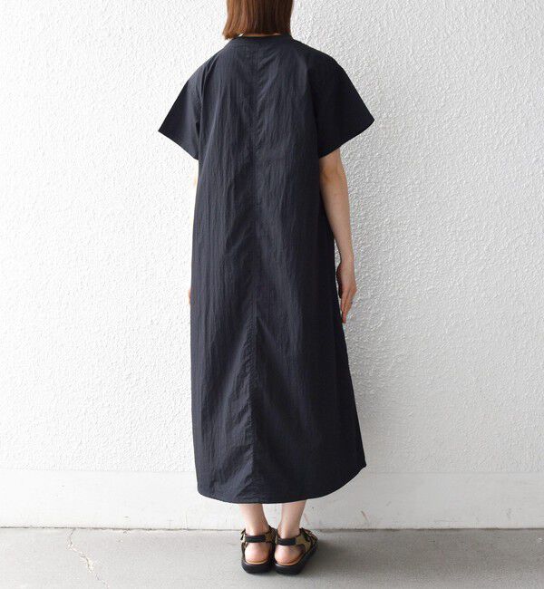 SHIPS any「《予約》SHIPS any:〈多機能/洗濯機可能〉シェルテック ドロスト ロング ワンピース」|ワンピース|