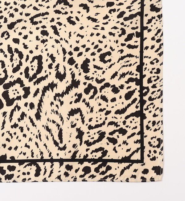 TOMORROWLAND GOODS「LE SCARF レオパード シルクスカーフ」|バンダナ・スカーフ|
