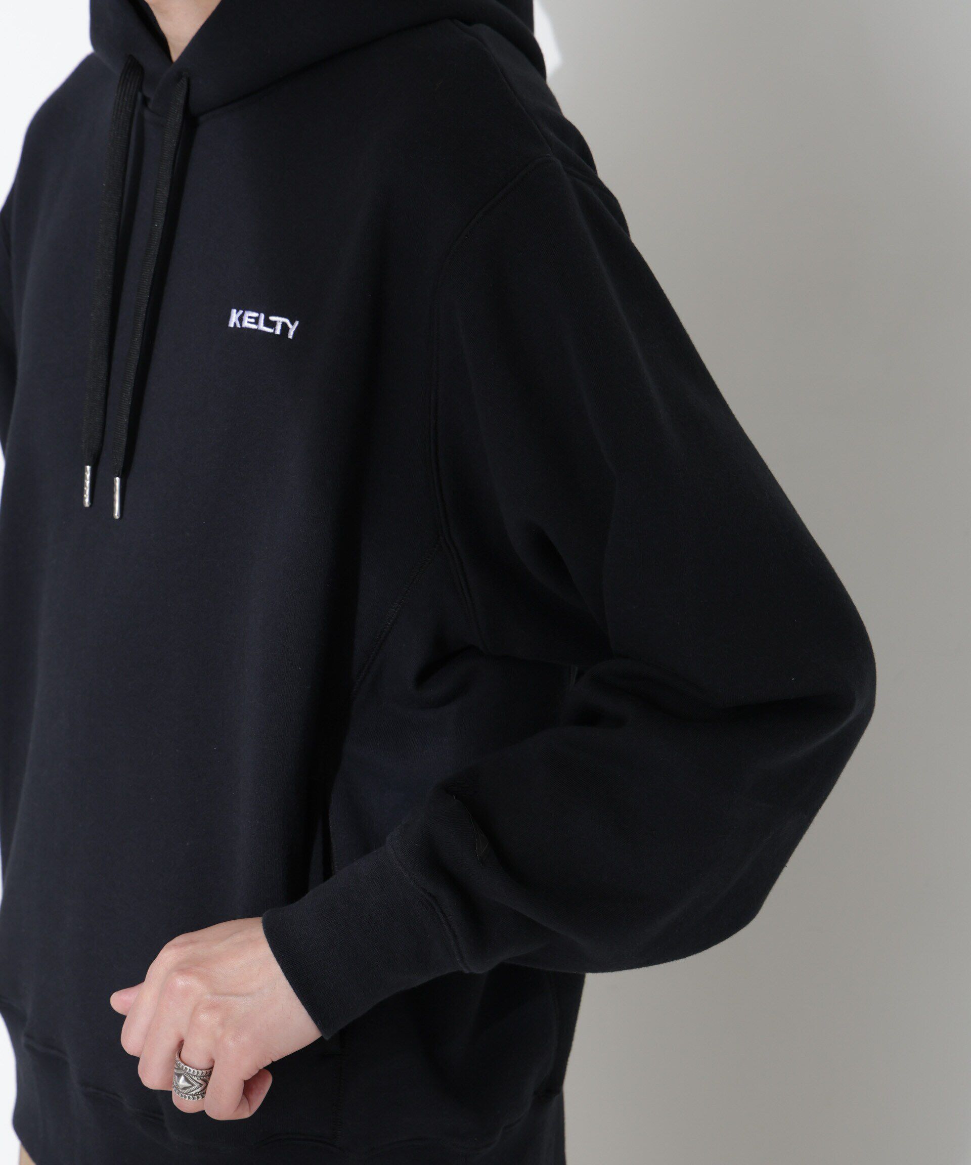 nano･universe「「KELTY&times;NANO universe」ミニロゴスウェットパーカー」|Tシャツ・カットソー|