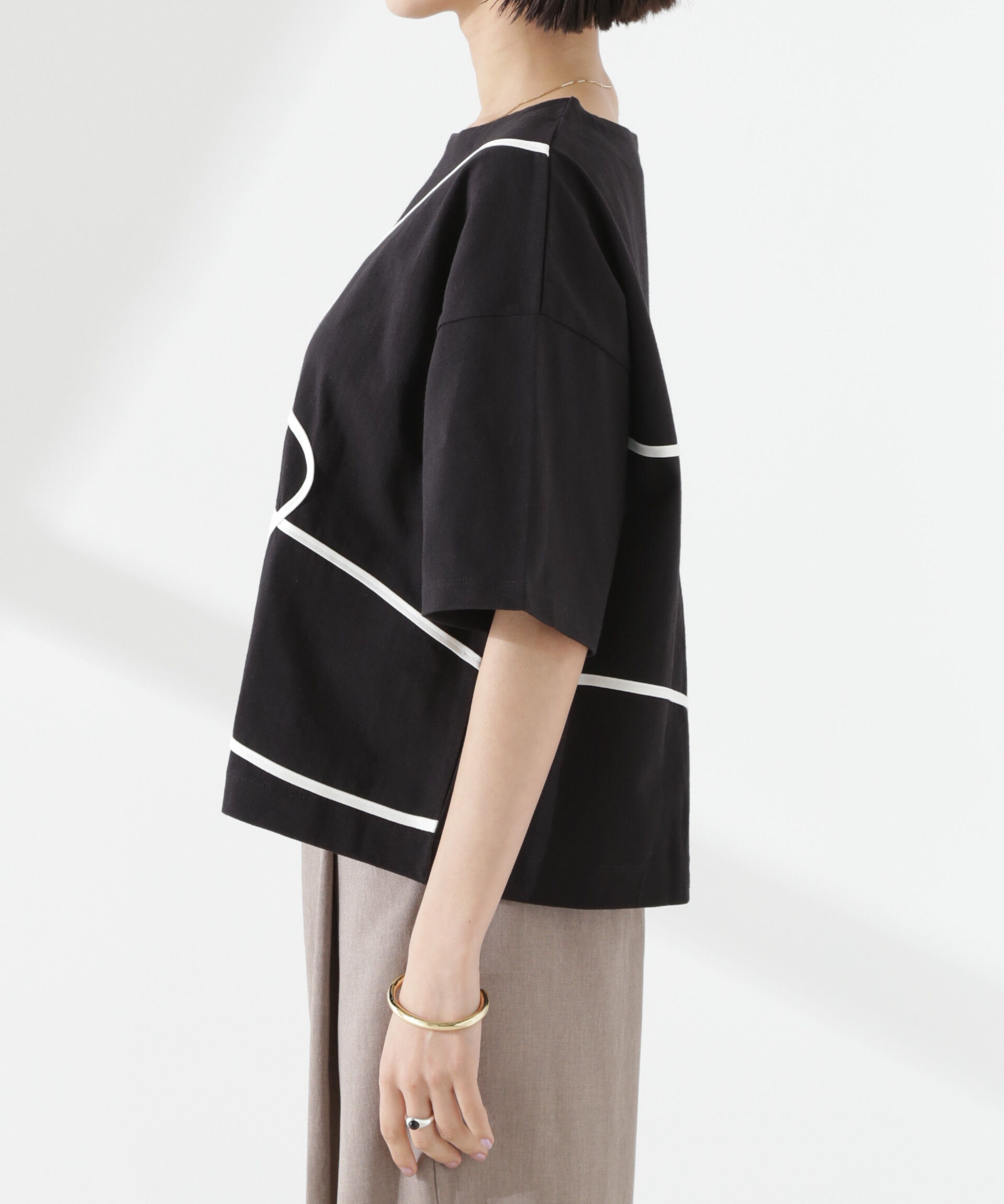 nano･universe「コード刺繍クルーネックカットトップス」|Tシャツ・カットソー|