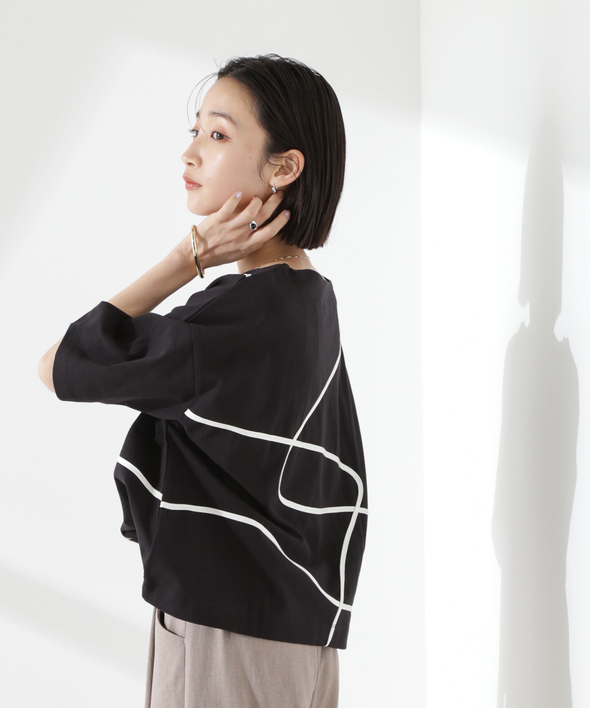 nano･universe「コード刺繍クルーネックカットトップス」|Tシャツ・カットソー|