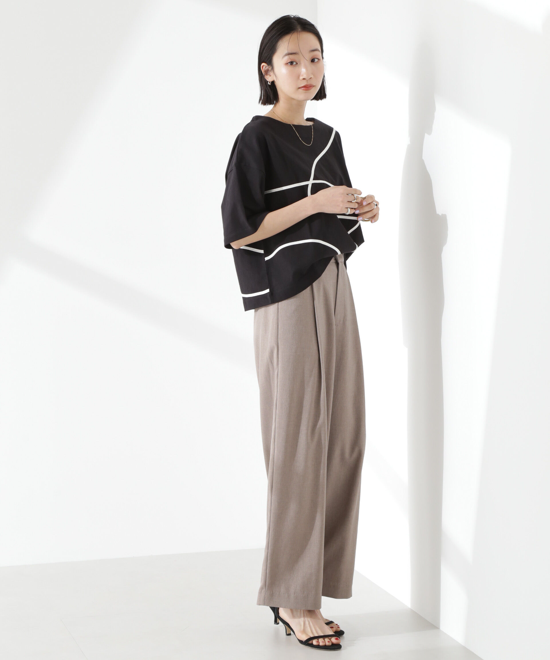 nano･universe「コード刺繍クルーネックカットトップス」|Tシャツ・カットソー|