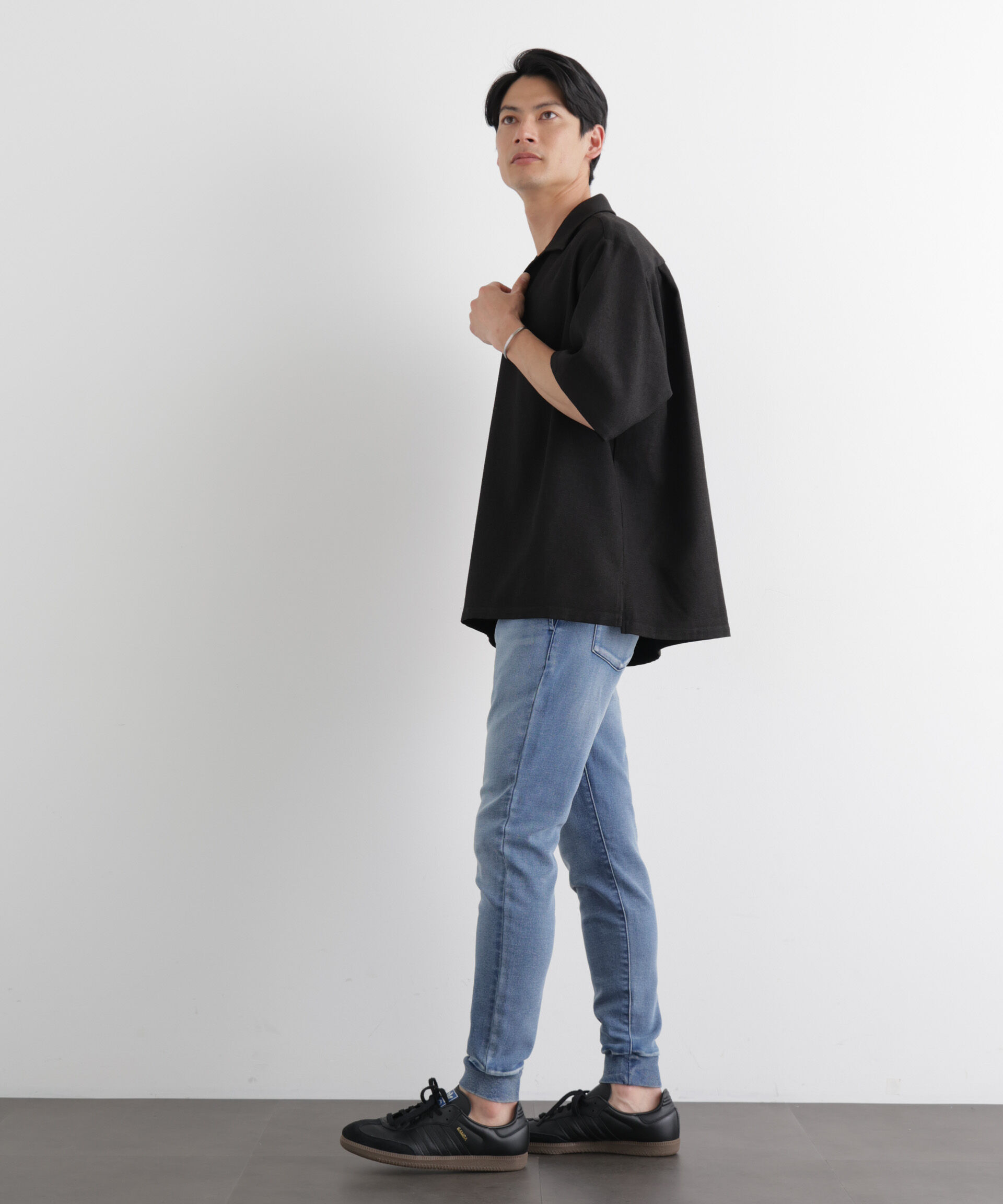 nano･universe「｢Meaningful Continuity｣ ストレッチデニムジョガーパンツ」|チノ|