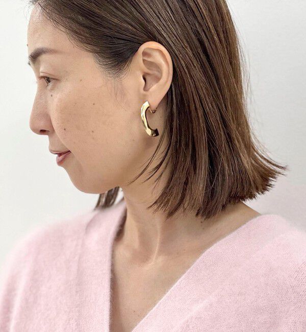 grace grace「【grace grace/グラスグラス】ロックC型イヤリング」|イヤリング|