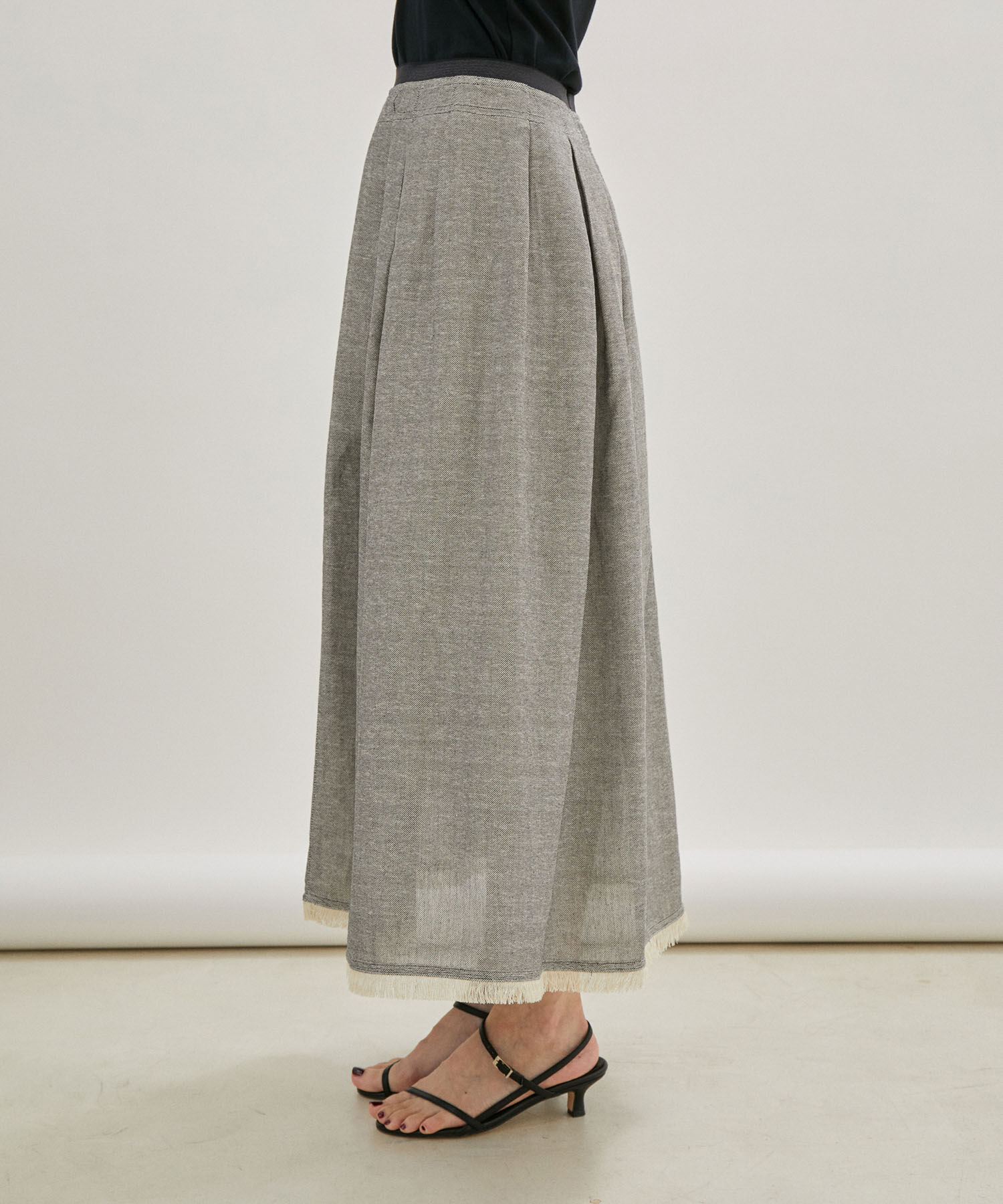 SALON adam et rope'「【NIPPON CULTURE】[抗菌・消臭]葦和紙タックロングスカート」|スカート|