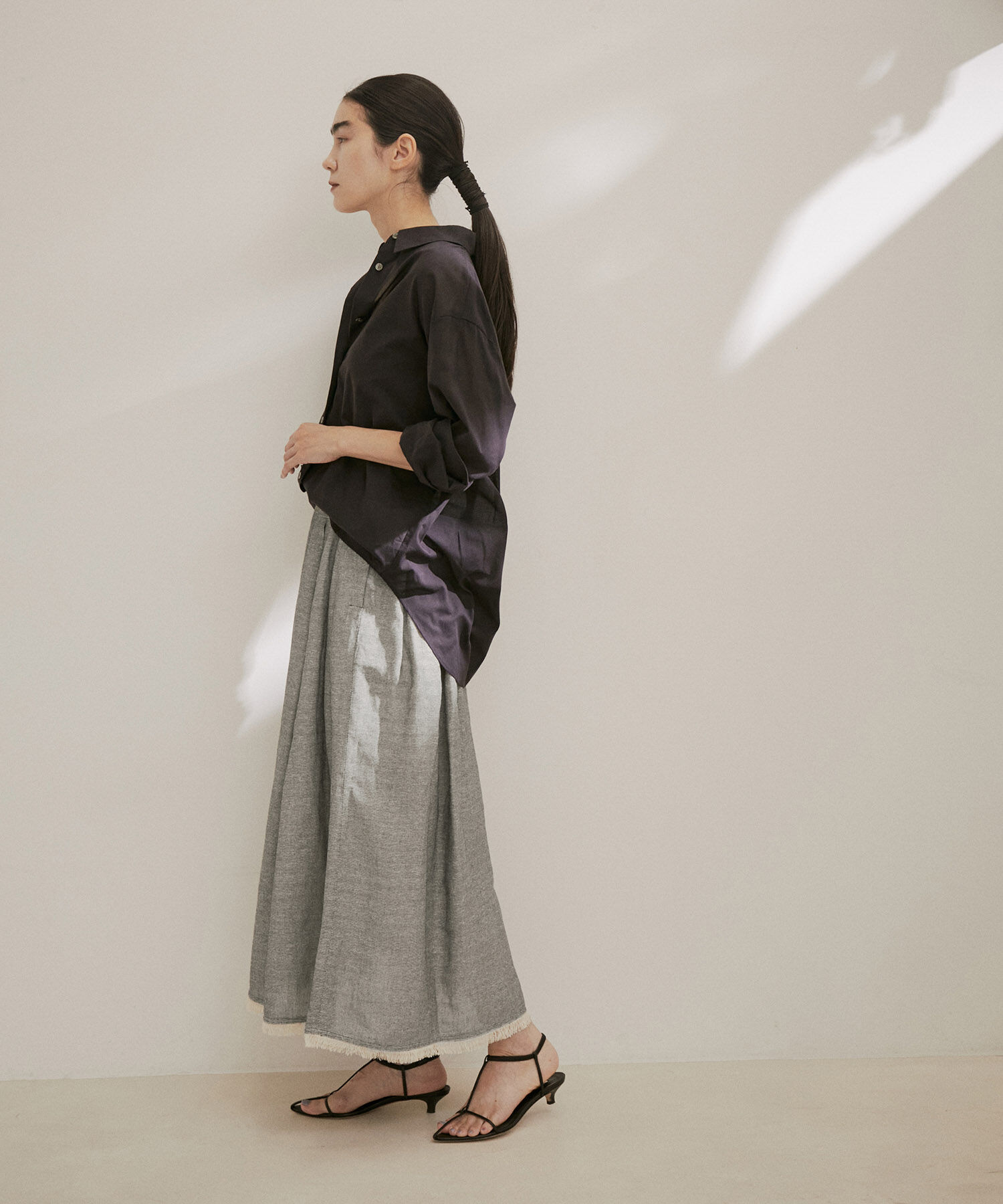 SALON adam et rope'「【NIPPON CULTURE】[抗菌・消臭]葦和紙タックロングスカート」|スカート|