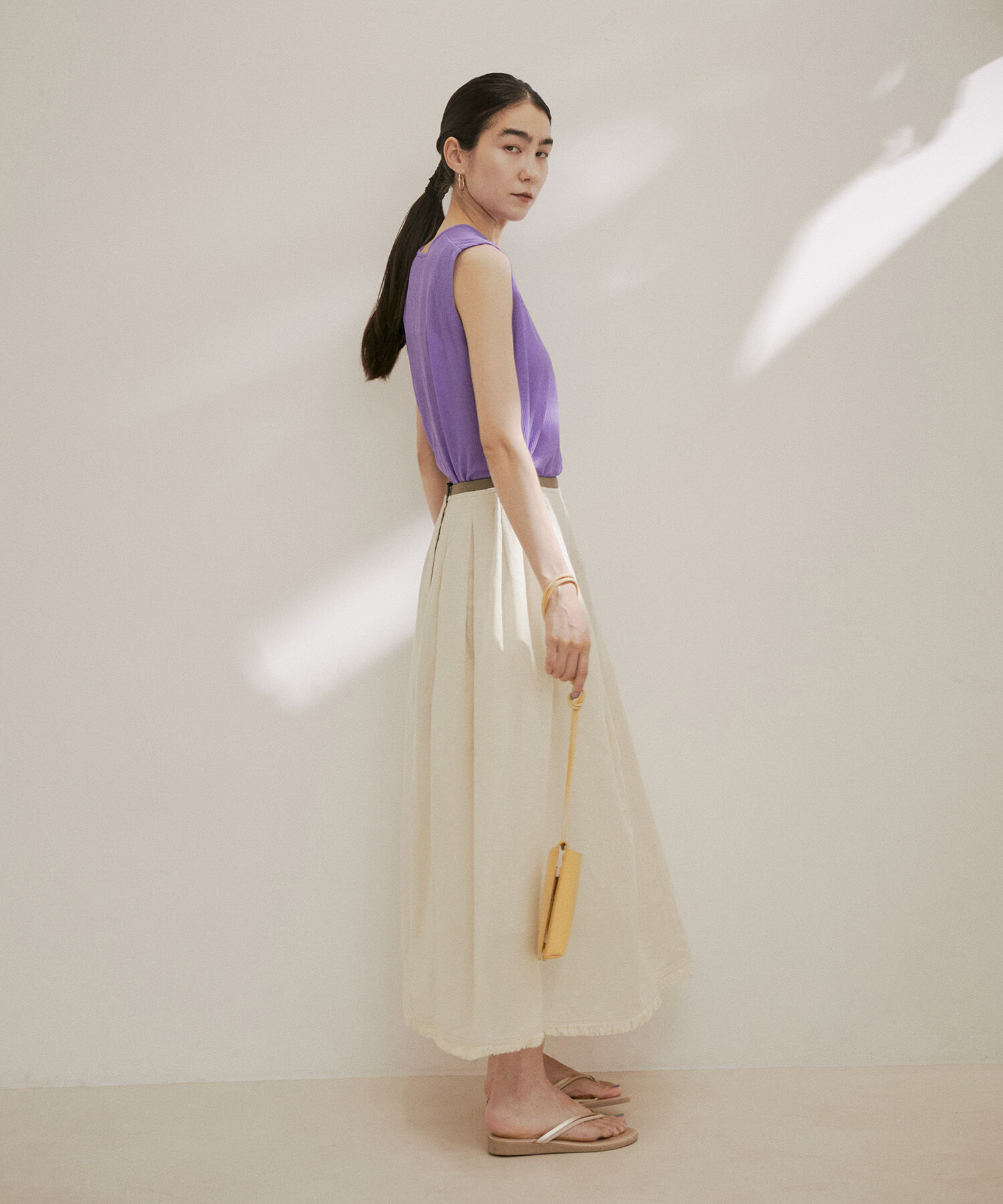 SALON adam et rope'「【NIPPON CULTURE】[抗菌・消臭]葦和紙タックロングスカート」|スカート|