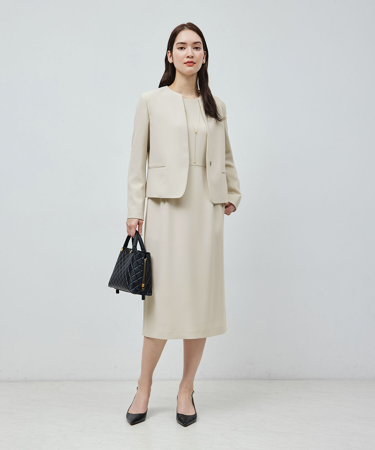 ROPE「トリアセテートダブルクロス クルーネックジャケット【セレモニー/通勤対応】【洗える】」|ノーカラージャケット|