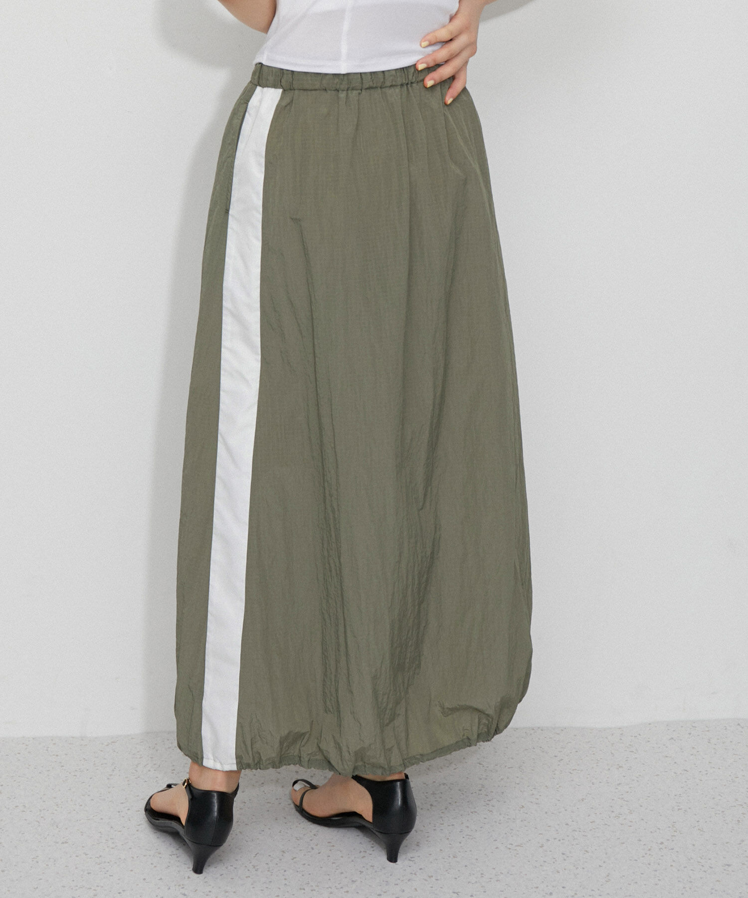 ADAM ET ROPE'「【サステナブル】ドロストヘムラインスカート」|スカート|