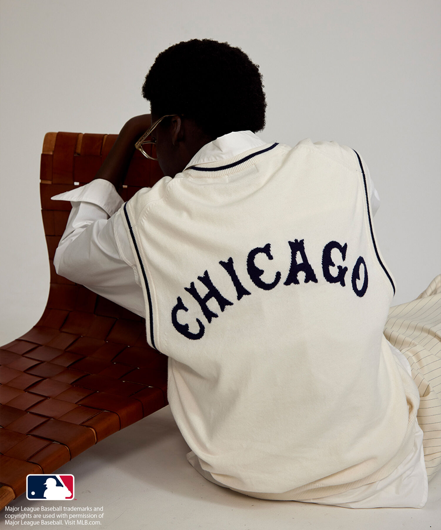 ADAM ET ROPE'「【MLB COLLECTION BY JUN】クラシックロゴニットベスト」|ベスト・ジレ|