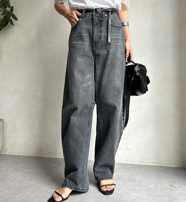  「【ベストセラーアイテム】カーブデニム」|デニム|