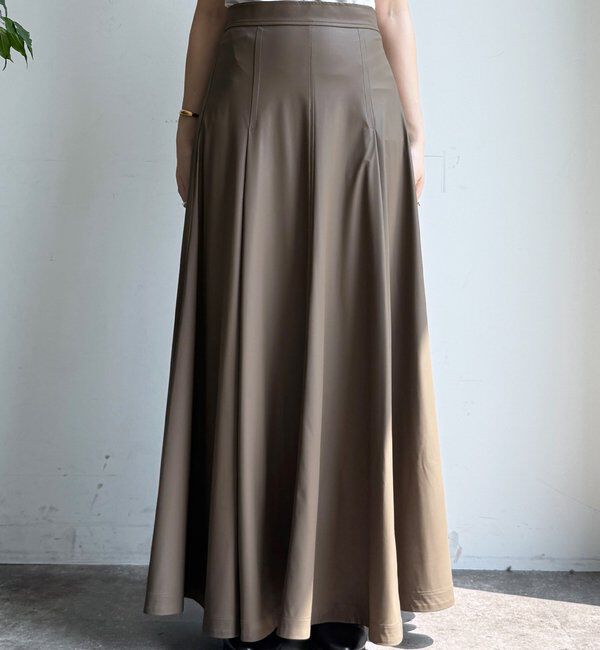  「ライトフェイクレザーフレアスカート」|スカート|