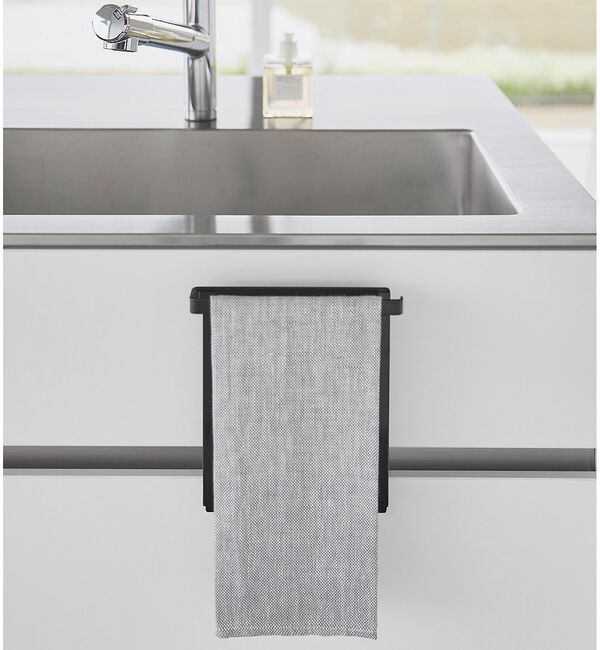 collex「【tower】シンク下収納扉タオルハンガー 高さ20.5㎝」|食器・キッチングッズ|