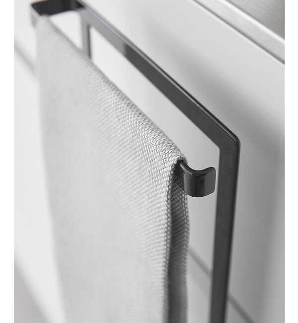 collex「【tower】シンク下収納扉タオルハンガー 高さ20.5㎝」|食器・キッチングッズ|