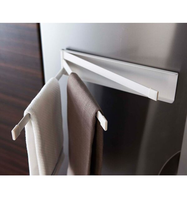 collex「【tower】マグネット 布巾ハンガー ふきん掛け 冷蔵庫収納 スリム 折りたた」|食器・キッチングッズ|