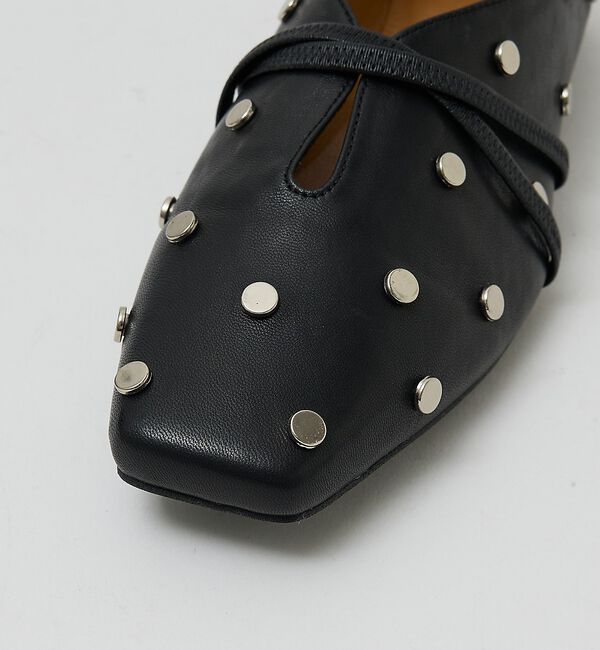 AU BANNISTER「スタッズ付き ソフトレザーフラットパンプス【予約】」|パンプス|