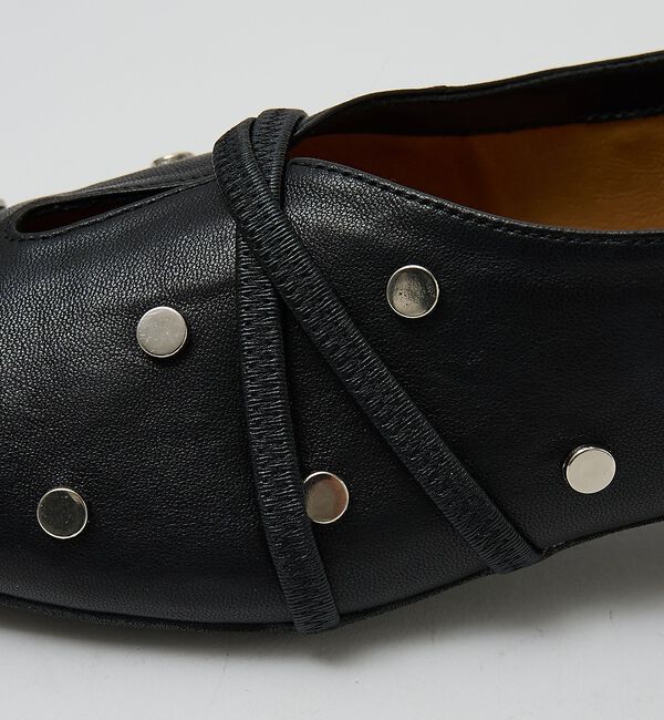 AU BANNISTER「スタッズ付き ソフトレザーフラットパンプス【予約】」|パンプス|