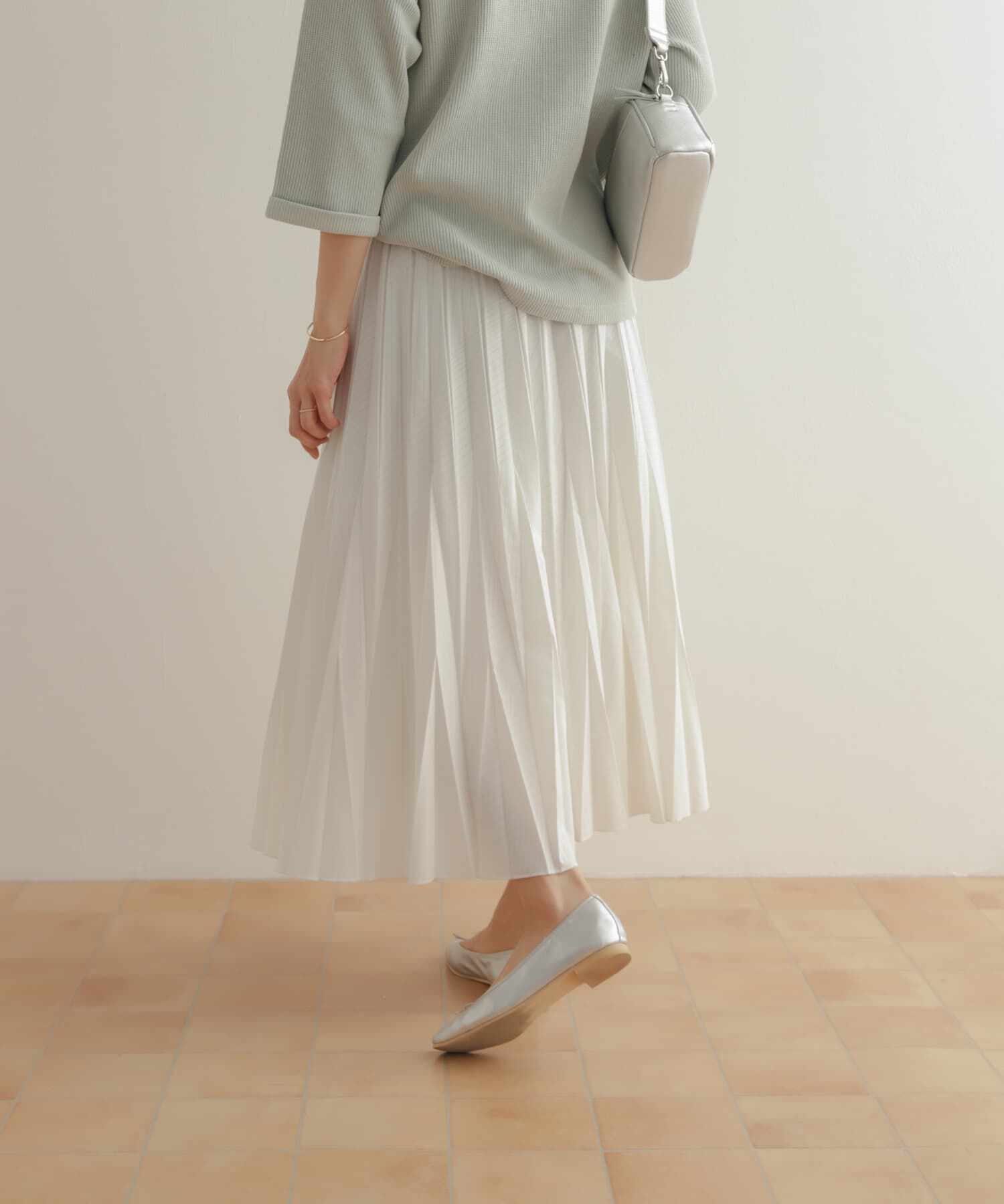 URBAN RESEARCH DOORS「オパール加工変形プリーツスカート」|スカート|