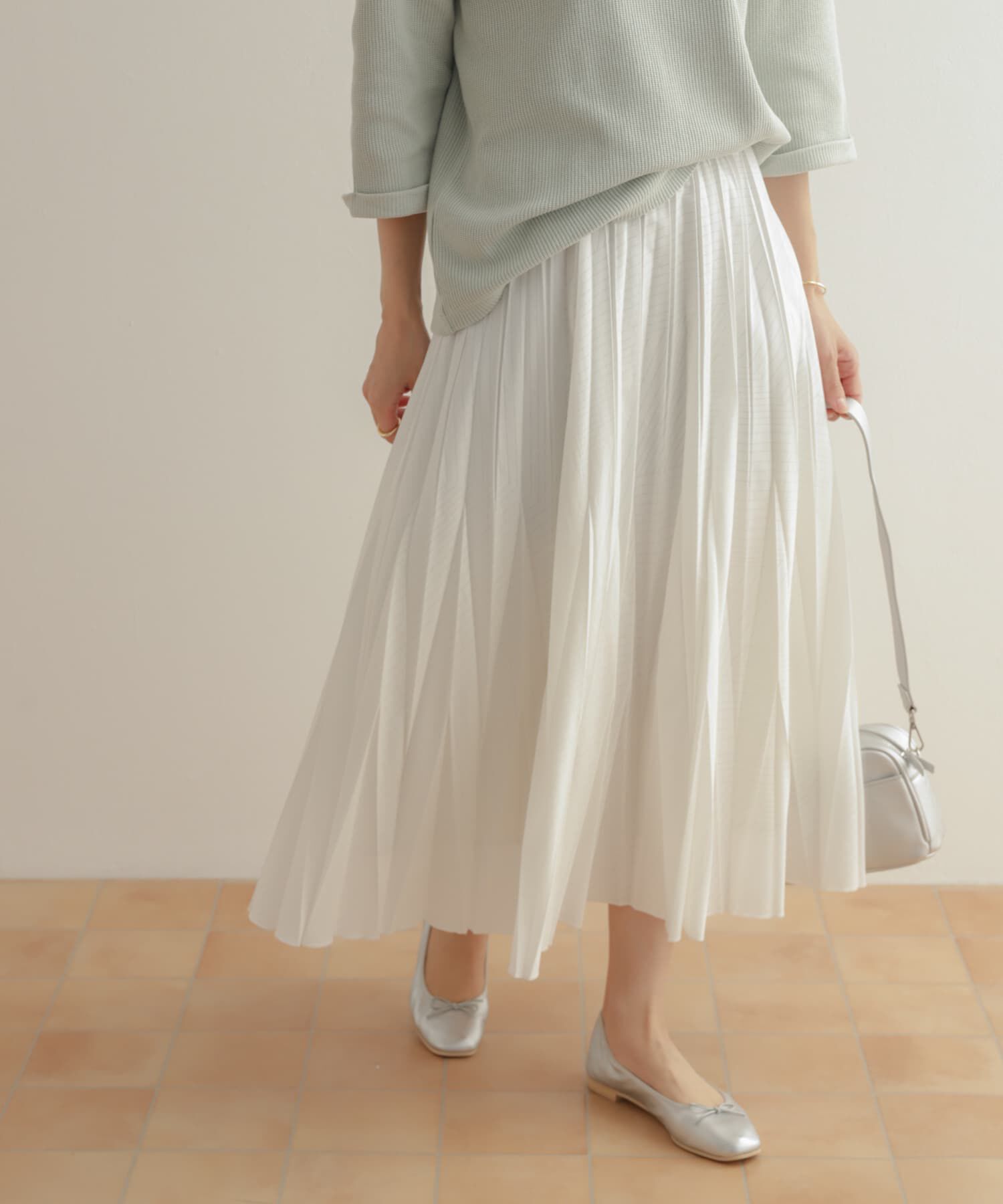 URBAN RESEARCH DOORS「オパール加工変形プリーツスカート」|スカート|