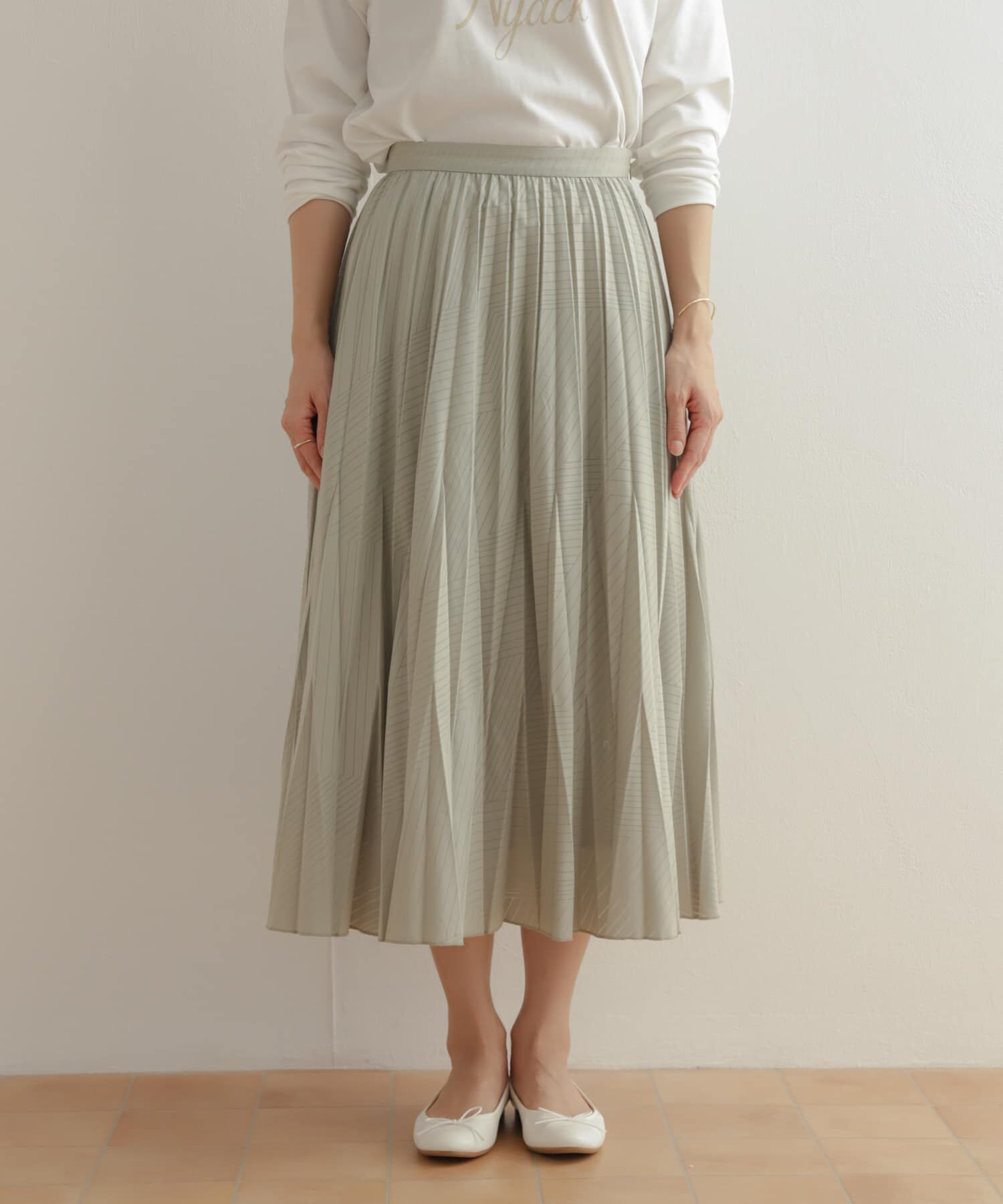 URBAN RESEARCH DOORS「オパール加工変形プリーツスカート」|スカート|