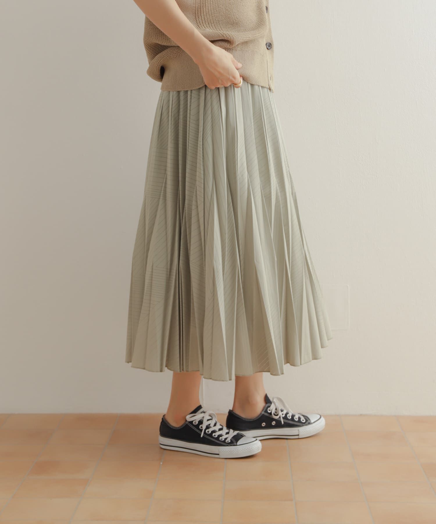 URBAN RESEARCH DOORS「オパール加工変形プリーツスカート」|スカート|