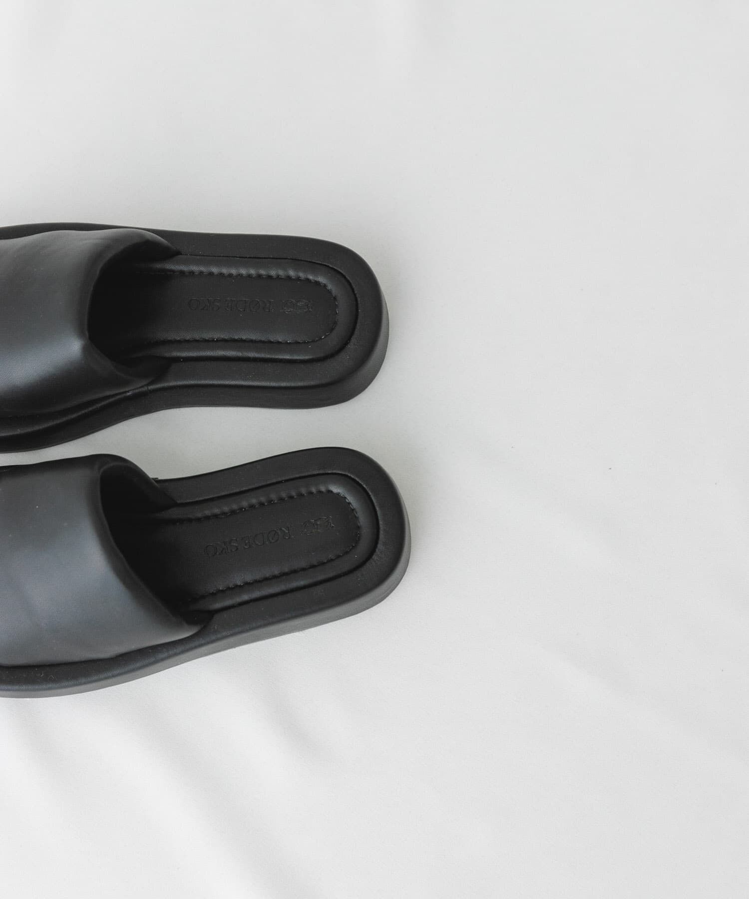 RODE SKO「プラットフォームパフサンダル」|サンダル|