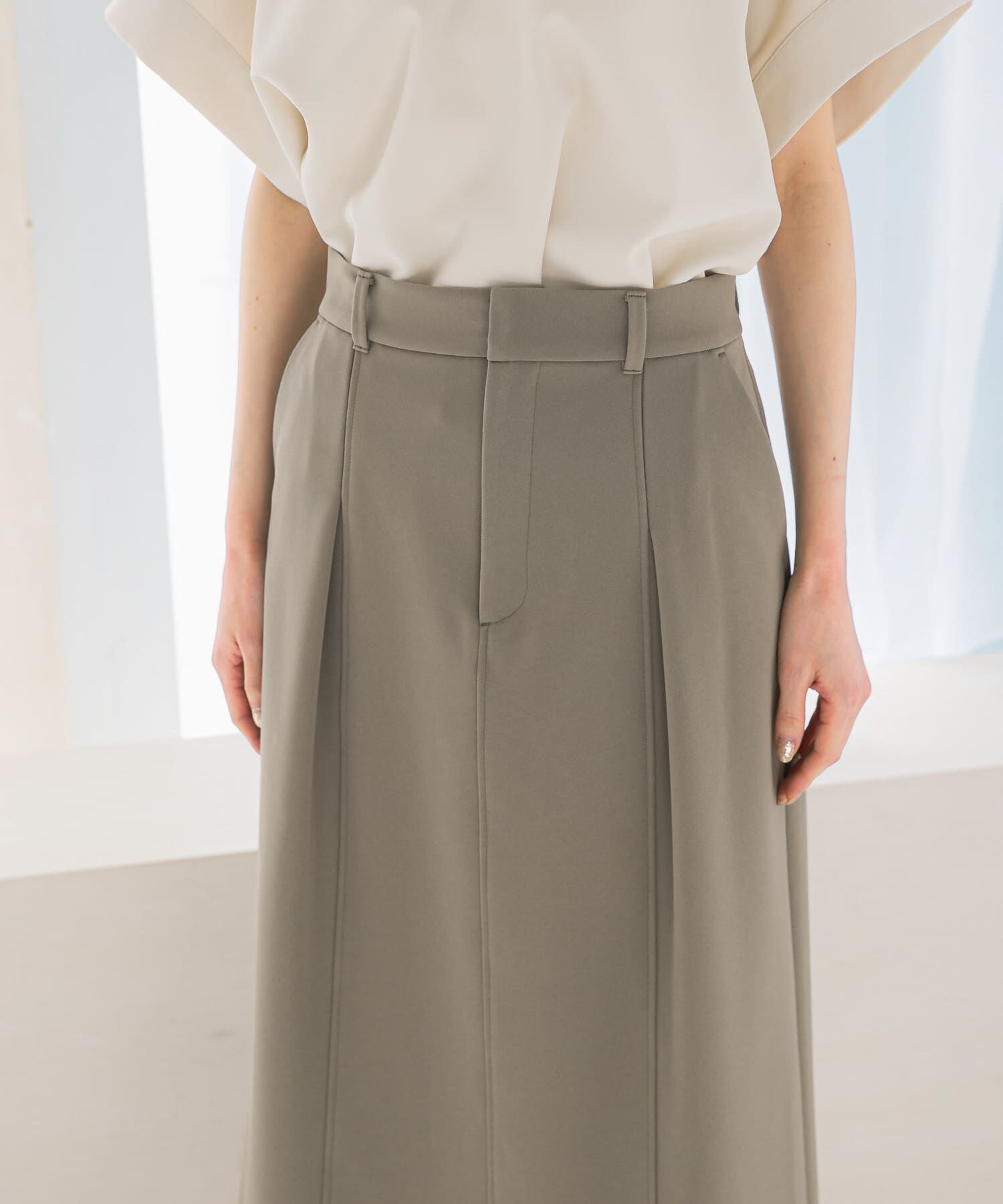 URBAN RESEARCH ROSSO「タックストレートスカート」|スカート|