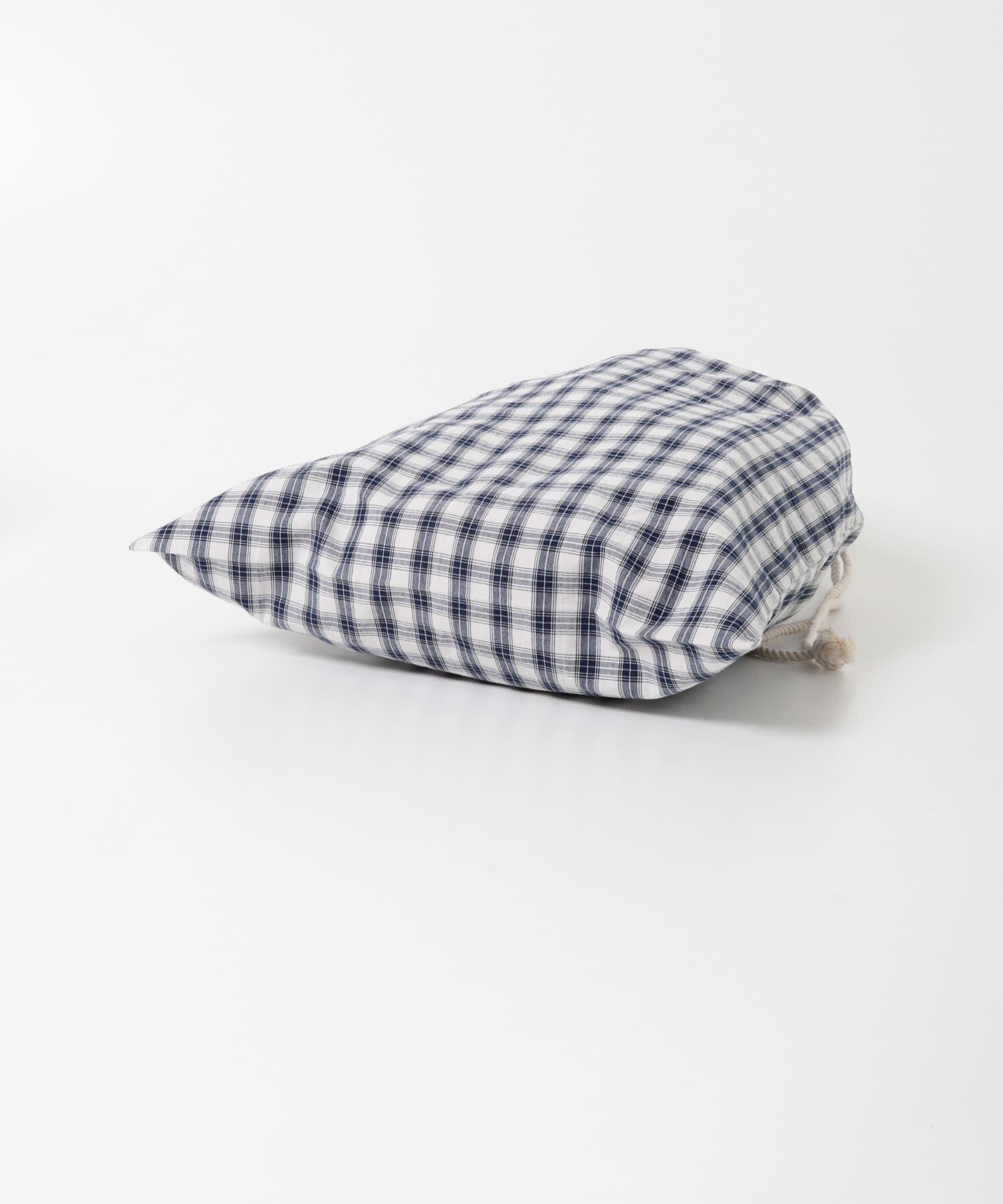 URBAN RESEARCH DOORS「CINQ　ネイビーチェック 巾着L」|ポーチ|