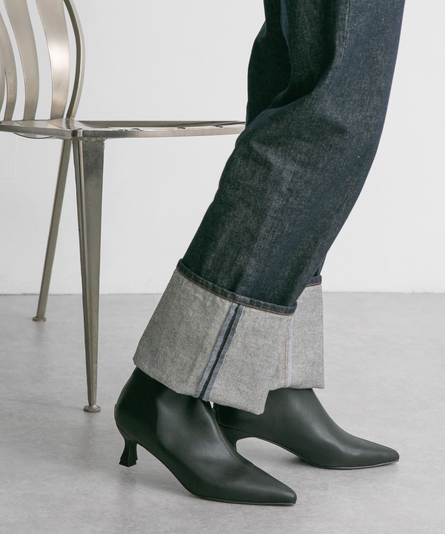  「ポインテッドトゥストレッチブーティー」|ショートブーツ|