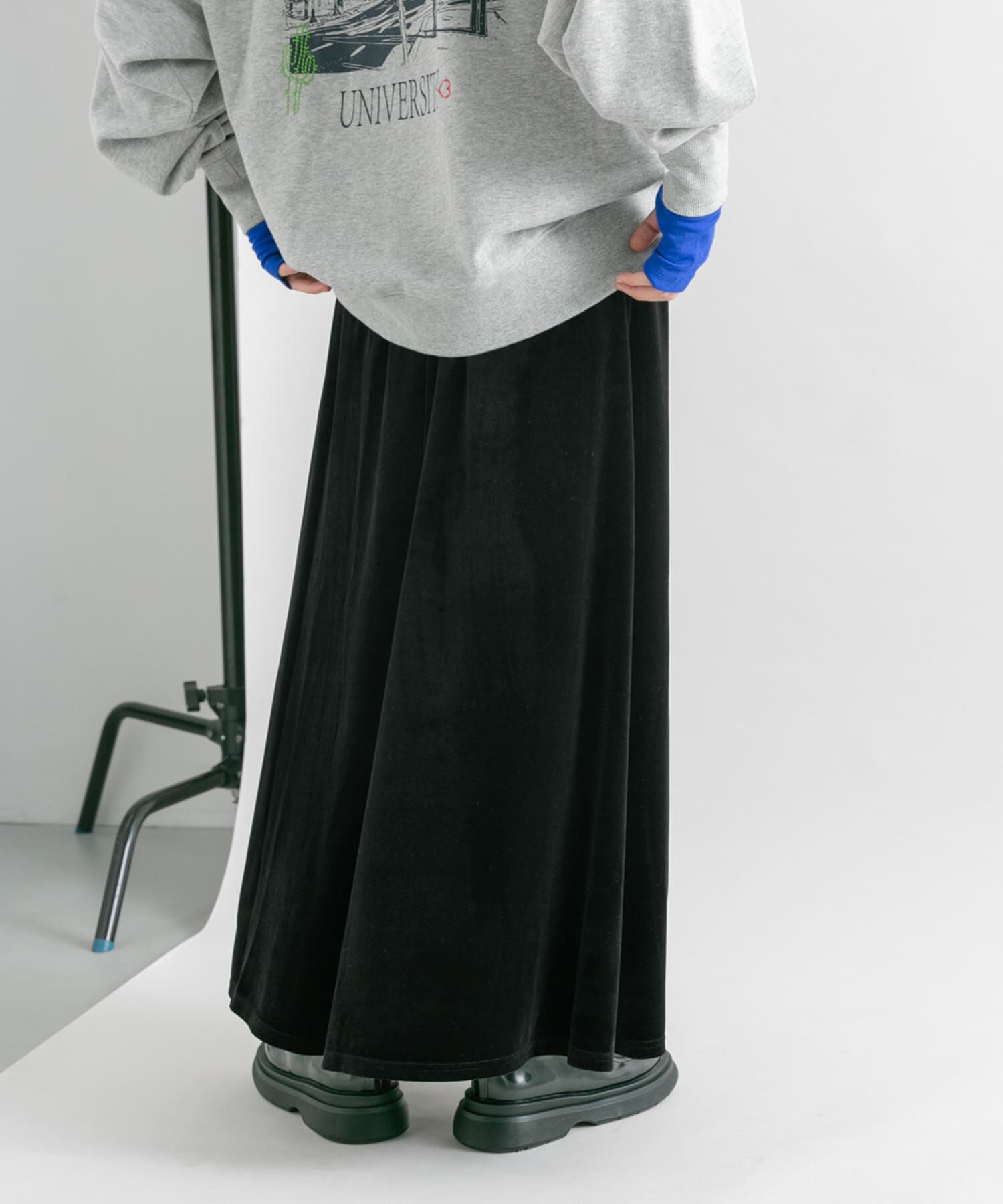  「セミフレアベロアスカート」|スカート|