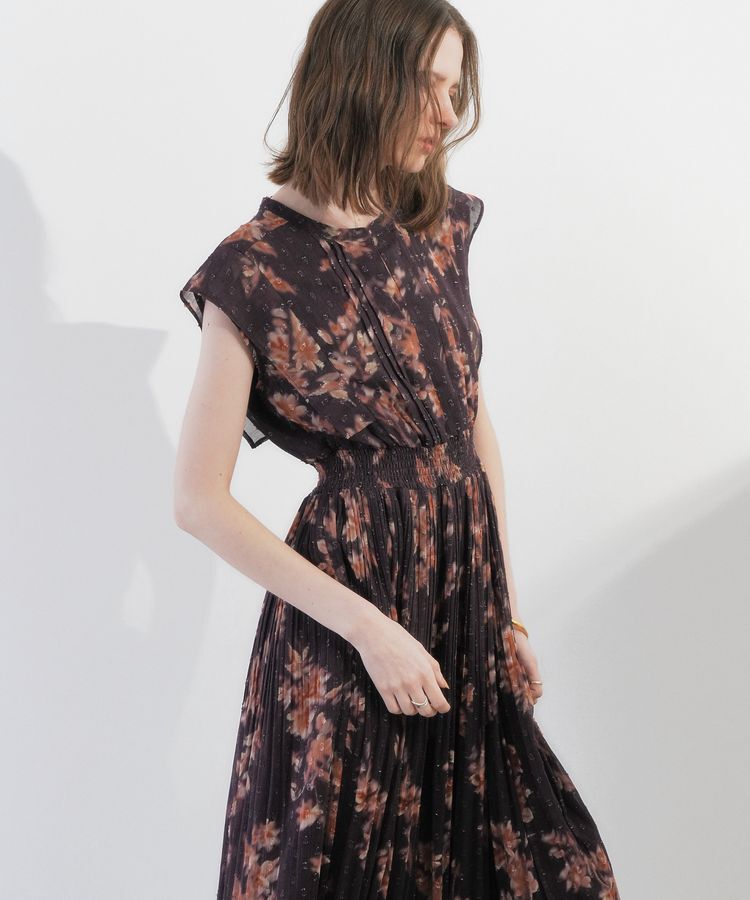 YECCA VECCA「ぼかし柄プリーツワンピース」|ワンピース|