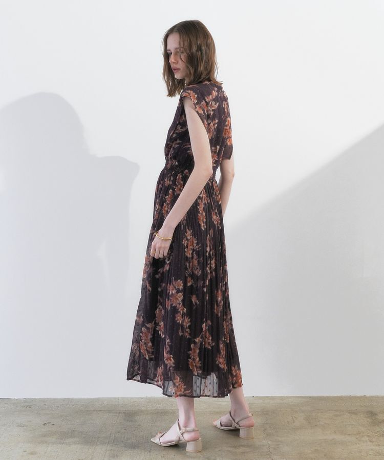 YECCA VECCA「ぼかし柄プリーツワンピース」|ワンピース|