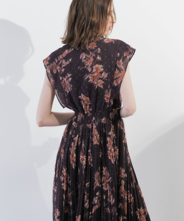 YECCA VECCA「ぼかし柄プリーツワンピース」|ワンピース|