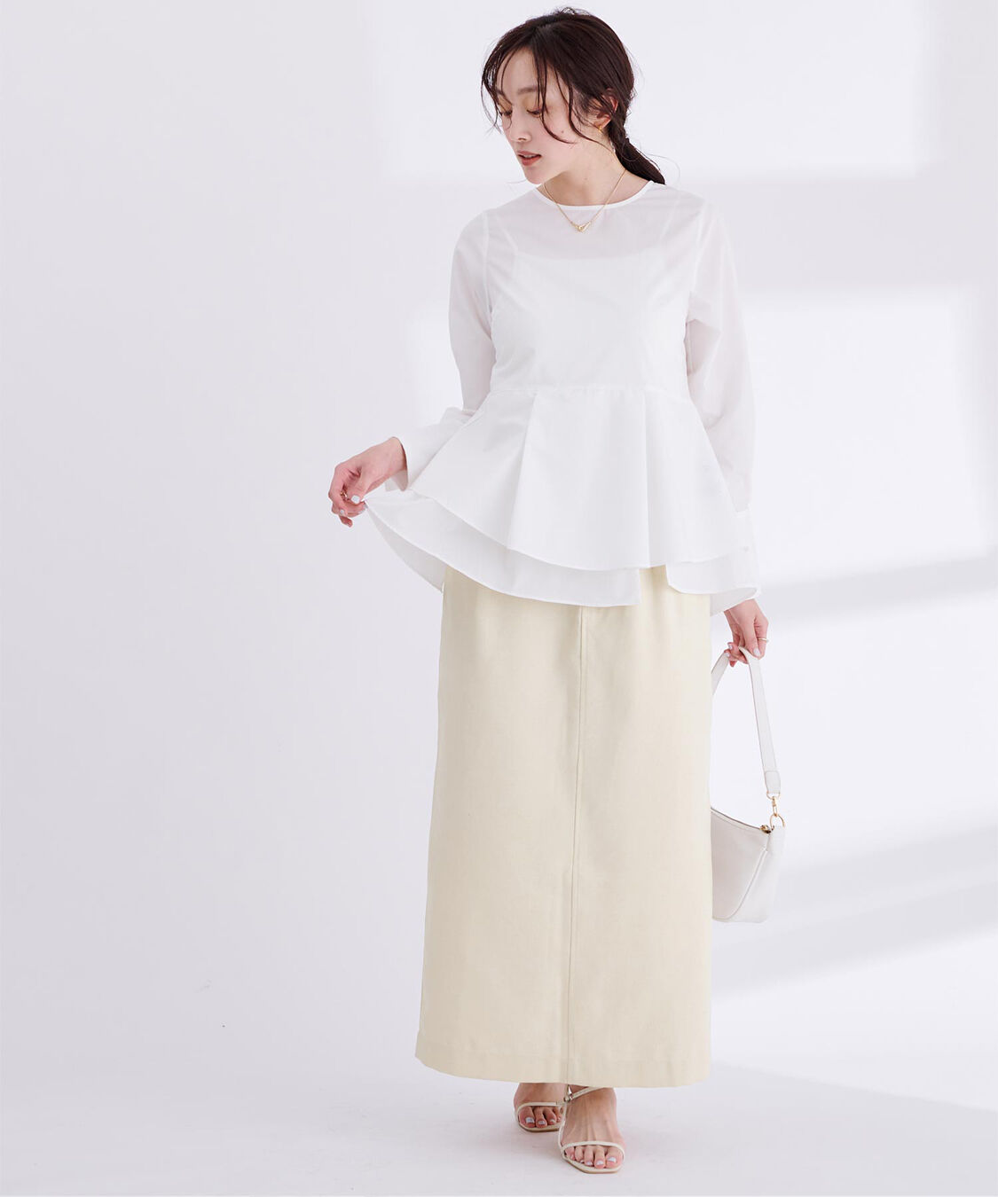ur's「リネンライクサイドベルトデザインタイトスカート」|スカート|アイボリー