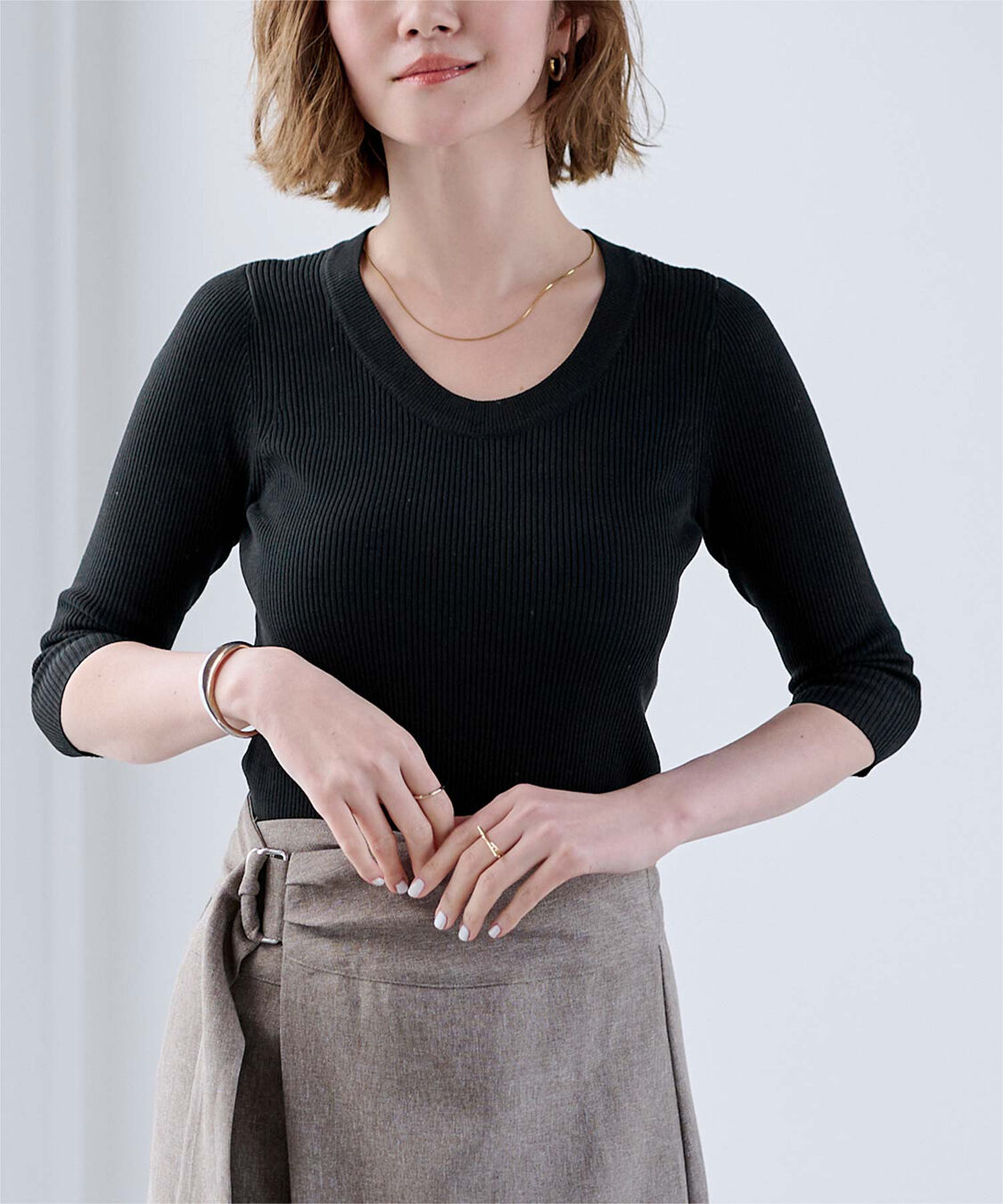 ur's「Uネックリブニット」|ニット・セーター|