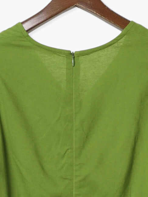 Te chichi「【松井愛莉着用】バルーンスリーブVネックワンピース」|ワンピース|