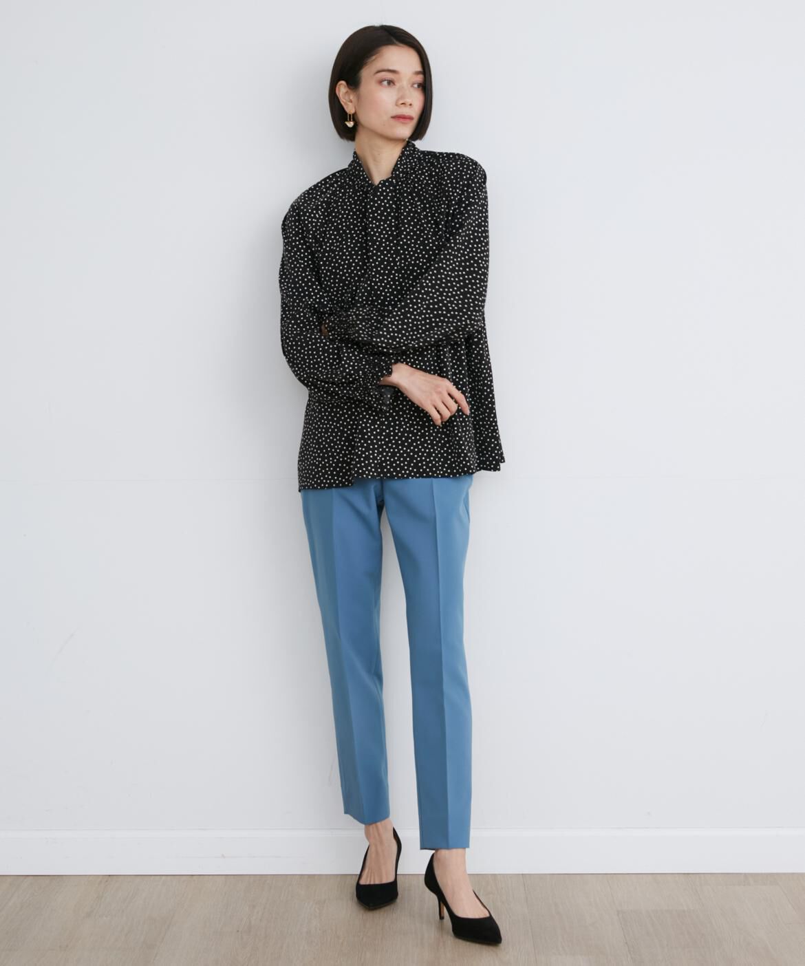 INED「Louise美脚テーパードパンツ」|スラックス|