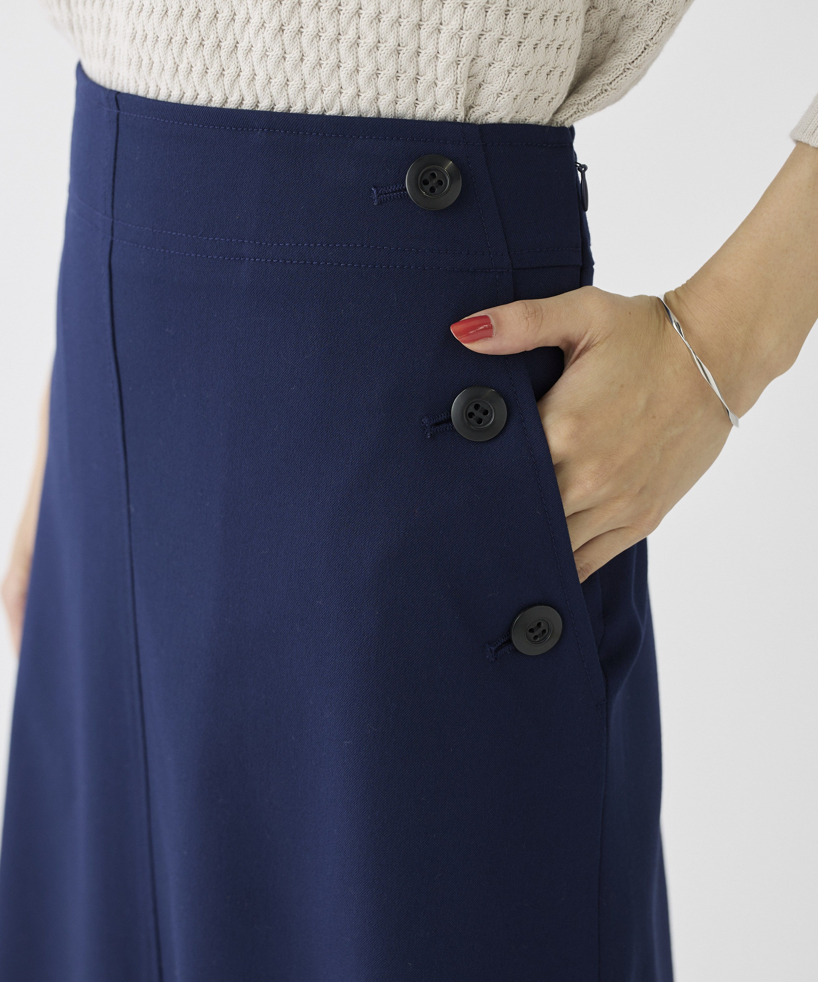 DAY by DAY it&rsquo;s international「フロントボタンAラインスカート」|台形|